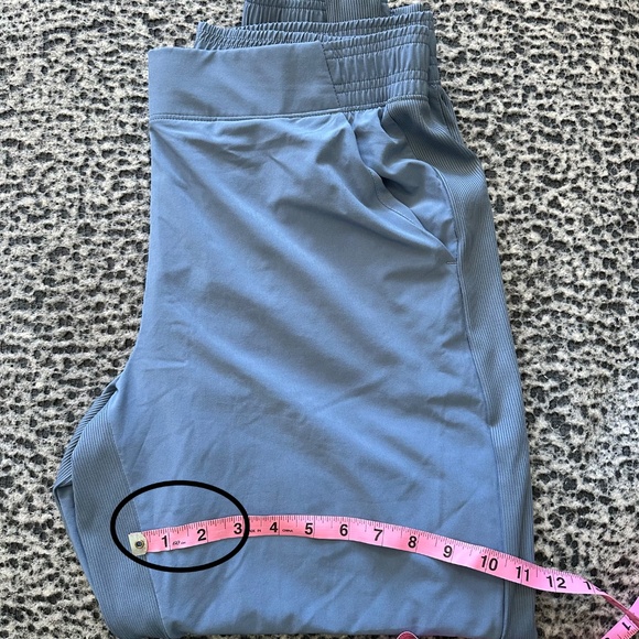 Athleta Brooklyn Joggers - Picture 9 of 9